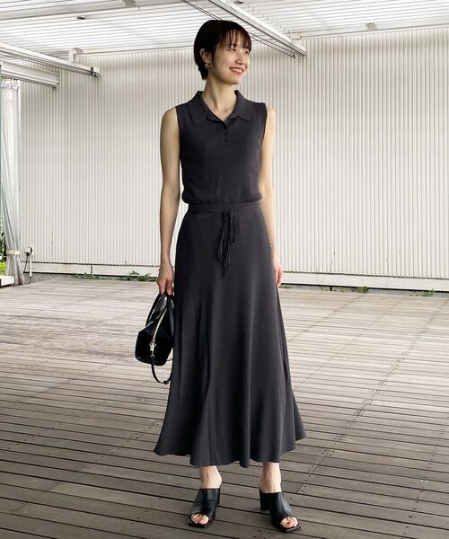 OPAQUE.CLIP（オペークドットクリップ）の「◆スクエアトゥシリンダーヒールミュール（サンダル・レディース・ブラック/ダークグリーン/オフホワイト・02/03）」の12枚目の写真