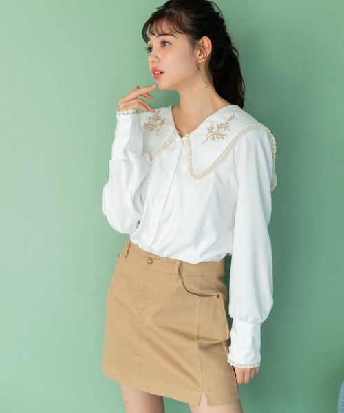 fifth(フィフス)の「フラワー刺繍ビッグカラーブラウス(シャツ/ブラウス・レディース・ホワイト・M)」の4枚目の写真