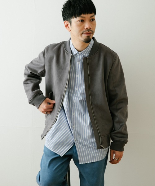 ITEMS URBANRESEARCH（アイテムズ アーバンリサーチ）の「フェイクスエードMA-1（MA-1・メンズ・チャコールグレー/ブラック/ベージュ/カーキ・MEDIUM/LARGE）」の3枚目の写真