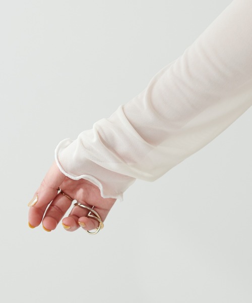 natural couture(ナチュラルクチュール)の「WEB限定カラー有り/程良い肌見せで女性らしさ引き立つ パワーネットシアータートル(Tシャツ/カットソー・レディース・その他2/オフホワイト/その他1/ブラック/ベージュ・FREE)」の8枚目の写真