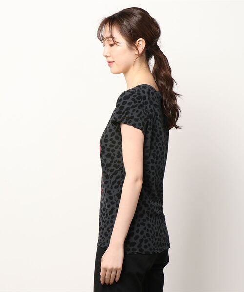 HYSTERIC GLAMOUR（ヒステリックグラマー）の「HYSTERICS LOVE Tシャツ（Tシャツ/カットソー・レディース・ブルー/チャコール・FREE）」の5枚目の写真