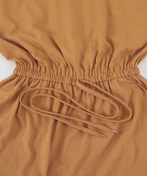 titivate(ティティベイト)の「Vネックカットソーリラックスワンピース(ワンピース・レディース・イエロー/ピンク/ライトブラウン/ブラック・S/M/L)」の22枚目の写真