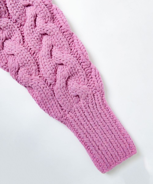 HOLIDAY（ホリデイ）の「CABLEKNIT CARDIGAN ケーブルニットカーディガン（ニット/セーター・レディース・ピンク/グリーン・ONE SIZE）」の3枚目の写真
