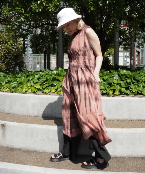 AVIREX（アヴィレックス）の「【直営店限定】2WAY LOSE SHIRT ONEPIECE/ 2ウェイルーズシャツワンピース（ワンピース・レディース・オフホワイト/スモークピンク・FREE）」の6枚目の写真