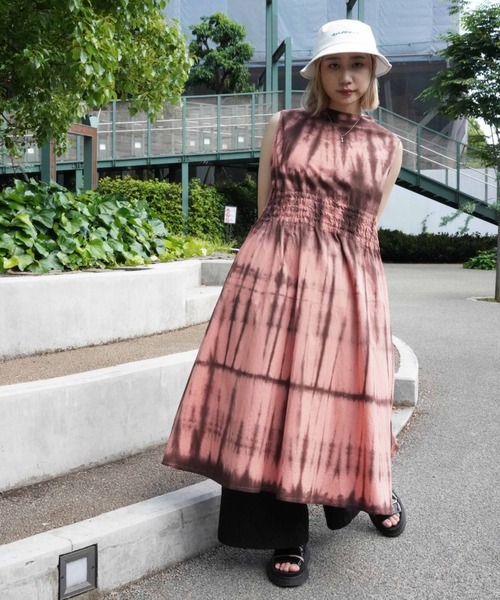 AVIREX（アヴィレックス）の「【直営店限定】2WAY LOSE SHIRT ONEPIECE/ 2ウェイルーズシャツワンピース（ワンピース・レディース・オフホワイト/スモークピンク・FREE）」の9枚目の写真