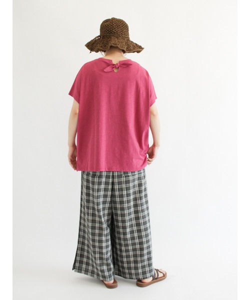 Samansa Mos2（サマンサ モスモス）の「スラブ天竺後ろリボンカレッジTシャツ（Tシャツ/カットソー・レディース・ネイビー/ピンク/イエロー/ブルー/グリーン/キナリ・ﾌﾘ-）」の9枚目の写真