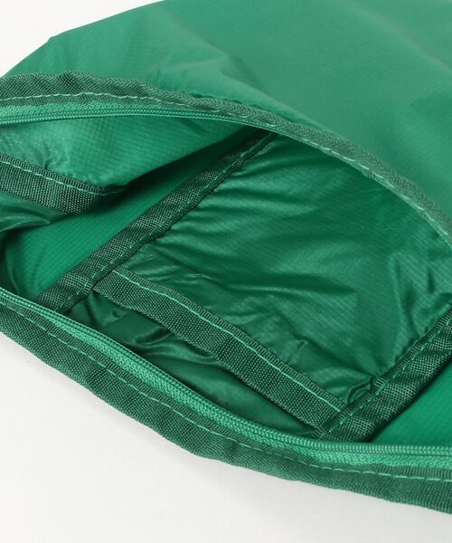 MAKE UP(メイクアップ)の「MAKE UP 撥水軽量ナイロン サコッシュ【折りたたみ 無地】(ショルダーバッグ・レディース・ダークグリーン/グレー/ネイビー/グリーン/ダークグレー/シルバー/ワイン/ゴールド・FREE)」の9枚目の写真