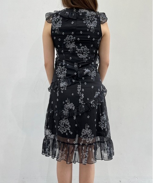 titty＆Co. PETIT by poyo（ティティーアンドコープティバイポヨ）の「【titty&Co. PETIT by POYO】小花フリルスピンドルミディワンピース（ワンピース・レディース・ブラック・FREE）」の7枚目の写真