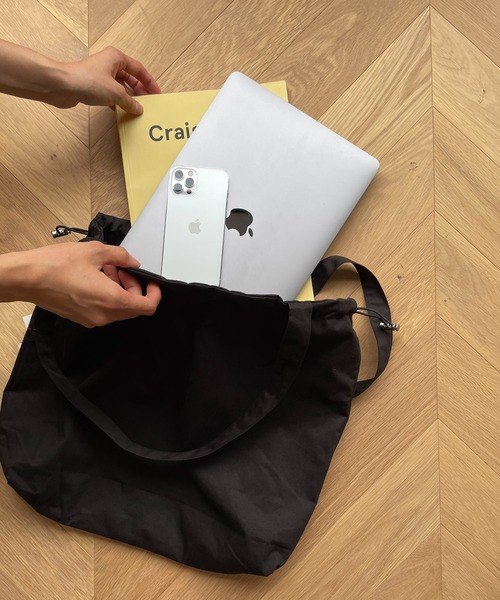 CANAL JEAN(キャナルジーン)の「El mar(エルマール) ドローコードコットントートバッグ(トートバッグ・レディース・ブラック/アイボリー・ONE SIZE)」の11枚目の写真