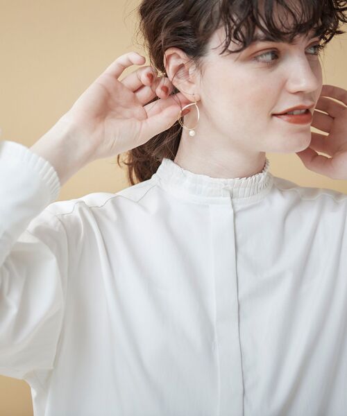 le.coeur blanc(ルクールブラン)の「プリーツカラーロングシャツ(シャツ/ブラウス・レディース・オフホワイト/サックスブルー/ブルー系その他4・38)」の14枚目の写真