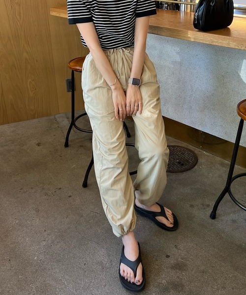 LE MORE(リモア)の「ナイロンカーゴパンツ(カーゴパンツ・レディース・ピンク/アイボリー/ベージュ・FREE)」の3枚目の写真