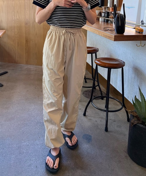 LE MORE(リモア)の「ナイロンカーゴパンツ(カーゴパンツ・レディース・ピンク/アイボリー/ベージュ・FREE)」の7枚目の写真