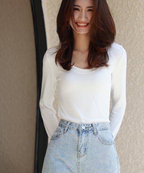 SAISON DE PAPILLON（セゾンドパピヨン）の「リブカットソーロングTシャツ（Tシャツ/カットソー・レディース・ブラック/グレー/ホワイト/ベージュ/ブラウン・フリー）」の2枚目の写真