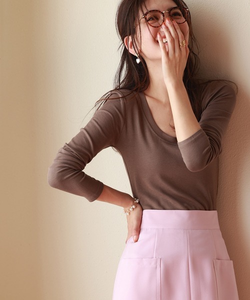 SAISON DE PAPILLON（セゾンドパピヨン）の「リブカットソーロングTシャツ（Tシャツ/カットソー・レディース・ブラック/グレー/ホワイト/ベージュ/ブラウン・フリー）」の20枚目の写真