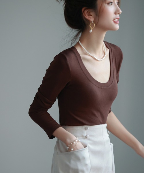 SAISON DE PAPILLON（セゾンドパピヨン）の「リブカットソーロングTシャツ（Tシャツ/カットソー・レディース・ブラック/グレー/ホワイト/ベージュ/ブラウン・フリー）」の18枚目の写真