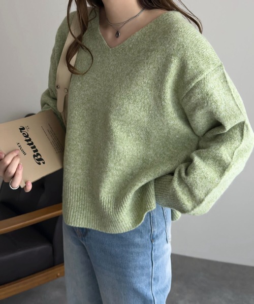 KOBE LETTUCE（コウベレタス）の「ウォッシャブルモヘア風モックネックニットトップス（ニット/セーター・レディース・ブラック/ベージュ/ピンク/イエロー/ライトグリーン/アイボリー/モカ/チャコール/パープル/ライトグリーン系/グレー系/ベージュ系1/パープル系/イエロー系/ブラック系/ブラウン系/ピンク系/ベージュ系/ベージュ系2/アイボリー系/ピンク系1/アイボリー系1/アイボリー系2/ピンク系2/ネイビー×ホワイト/ボルドー/レッド系/ネイビー系・M/L/M1/L1）」の16枚目の写真