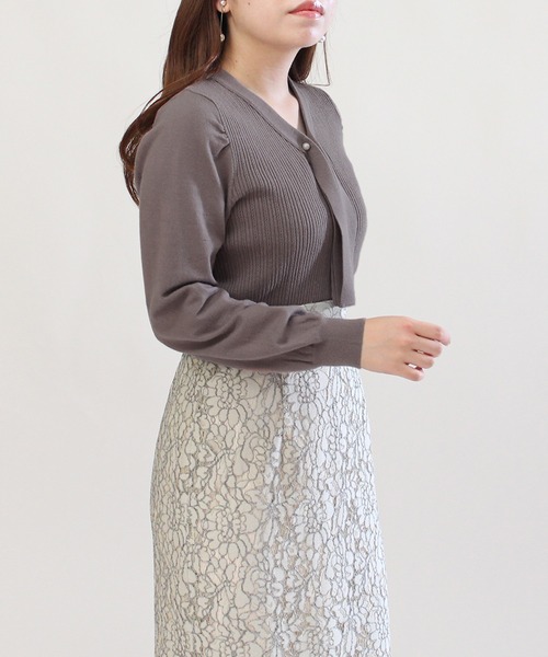 ASTORIA ODIER（アストリアオディール）の「2wayボウタイニットプルオーバー（ニット/セーター・レディース・ベージュ/モカ/ホワイト/ブラック/ピンクベージュ・MEDIUM/LARGE）」の7枚目の写真