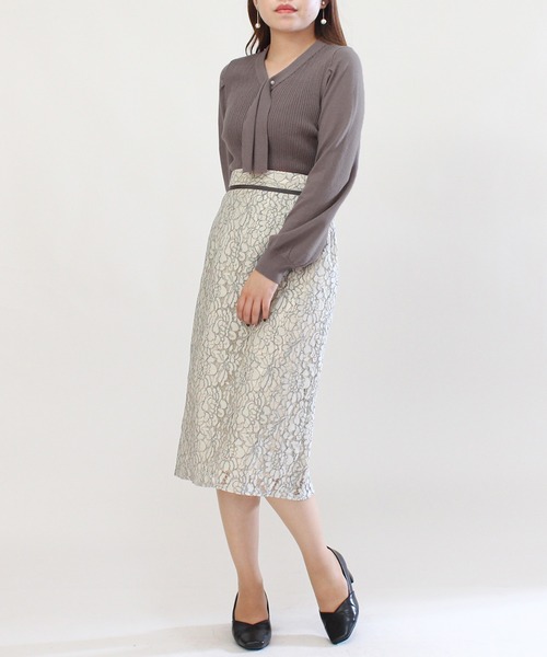 ASTORIA ODIER（アストリアオディール）の「2wayボウタイニットプルオーバー（ニット/セーター・レディース・ベージュ/モカ/ホワイト/ブラック/ピンクベージュ・MEDIUM/LARGE）」の21枚目の写真