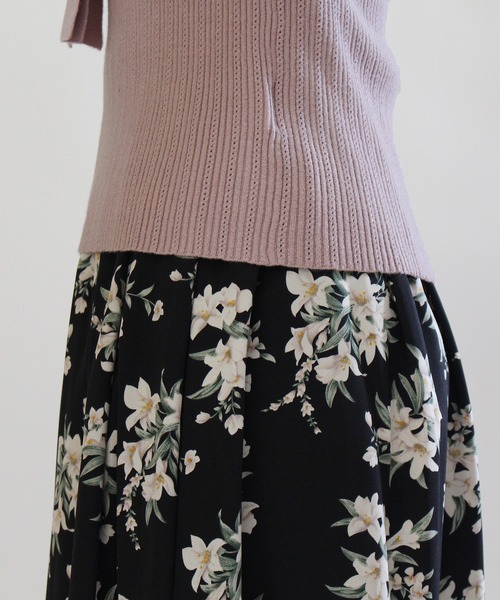 ASTORIA ODIER（アストリアオディール）の「2wayボウタイニットプルオーバー（ニット/セーター・レディース・ベージュ/モカ/ホワイト/ブラック/ピンクベージュ・MEDIUM/LARGE）」の13枚目の写真