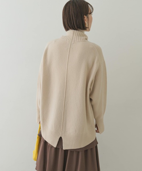 F by ROSSO（エフバイロッソ）の「F by ROSSO　ハミルトンラムズウールタートルニット（ニット/セーター・レディース・ネイビー/イエロー/ブルー/モカ/アイボリー・FREE）」の10枚目の写真