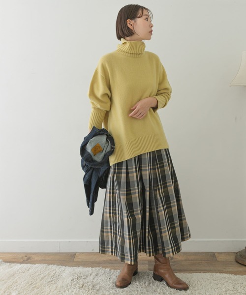 F by ROSSO（エフバイロッソ）の「F by ROSSO　ハミルトンラムズウールタートルニット（ニット/セーター・レディース・ネイビー/イエロー/ブルー/モカ/アイボリー・FREE）」の16枚目の写真