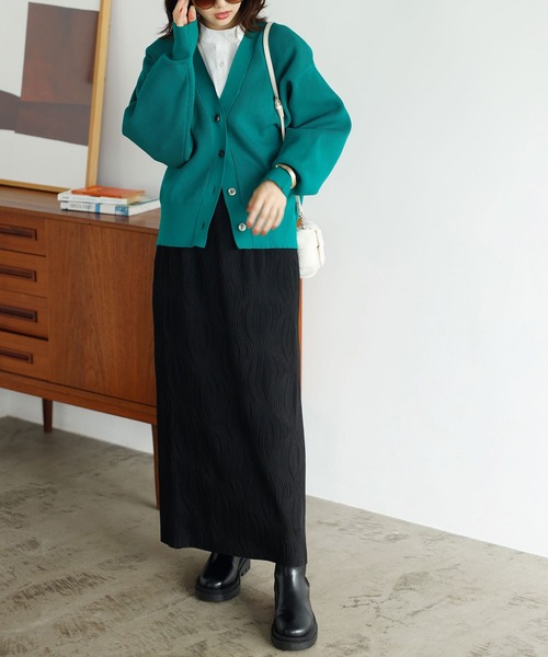 GeeRA(ジーラ)の「変形プリーツタイトスカート(スカート・レディース・ブラック/グリーン/ブルー・SMALL/MEDIUM/LARGE)」の4枚目の写真