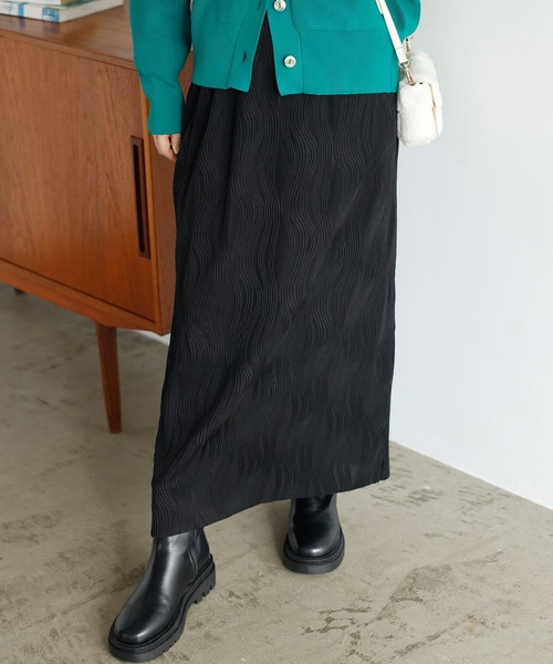 GeeRA(ジーラ)の「変形プリーツタイトスカート(スカート・レディース・ブラック/グリーン/ブルー・SMALL/MEDIUM/LARGE)」の8枚目の写真