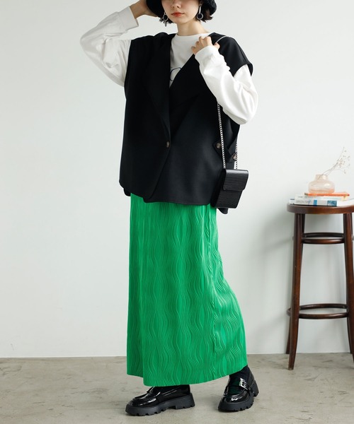 GeeRA(ジーラ)の「変形プリーツタイトスカート(スカート・レディース・ブラック/グリーン/ブルー・SMALL/MEDIUM/LARGE)」の9枚目の写真