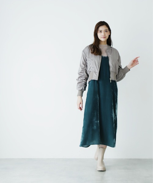 JILL by JILL STUART(ジルバイジルスチュアート)の「トラックソールブーツ(ブーツ・レディース・ベージュ/ブラック・LARGE/MEDIUM/SMALL)」の3枚目の写真