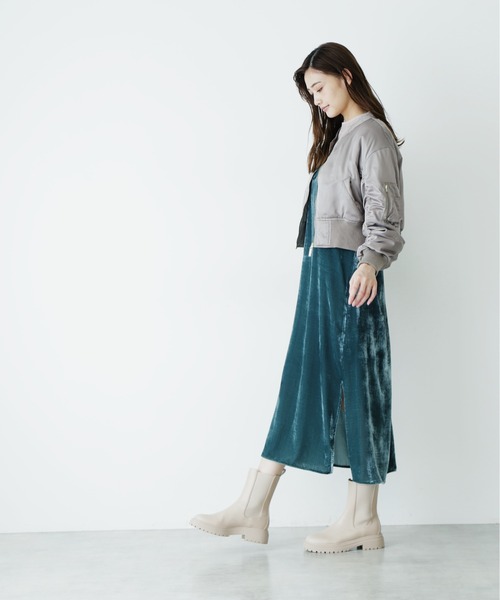 JILL by JILL STUART(ジルバイジルスチュアート)の「トラックソールブーツ(ブーツ・レディース・ベージュ/ブラック・LARGE/MEDIUM/SMALL)」の11枚目の写真