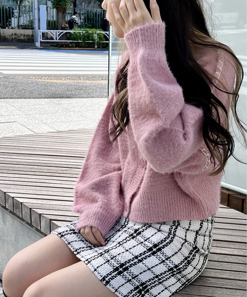 one way（ワンウェイ）の「ハンドステッチショートシャギーカーデ（カーディガン/ボレロ・レディース・ホワイト/ライトピンク/ライトブルー/ライトブラウン・FREE）」の4枚目の写真