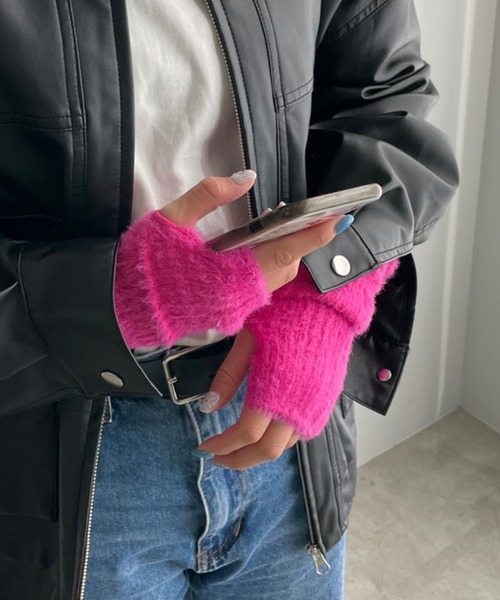 WEGO（ウィゴー）の「WEGO/モケモケ2WAYカバー（アームカバー・レディース・ピンク/ホワイト/ブルー/ブラック・FREE）」の4枚目の写真