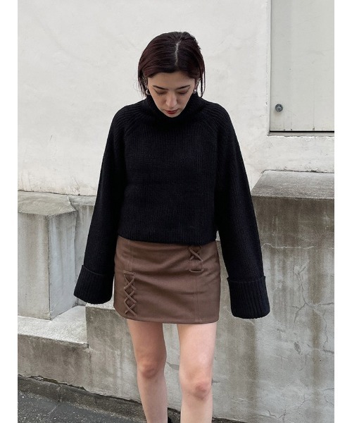 ENVYM(アンビー)の「ローウエストレースUP SK(スカート・レディース・ブラック/ブラウン・SMALL/MEDIUM)」の9枚目の写真