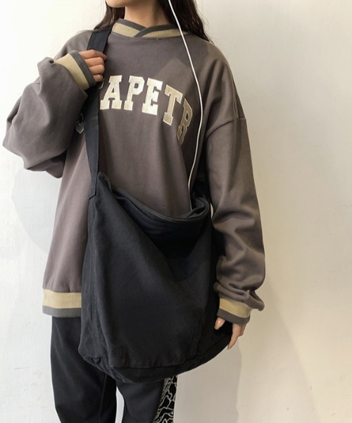 wears(ウェアーズ)の「キャンバスビッグショルダーバッグ(ショルダーバッグ・レディース・アイボリー/ブラック・FREE)」の11枚目の写真