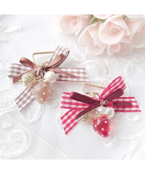 ✳︎ハンドメイド✳︎リボンヘアゴム　チェリー柄　刺繍　ブラウンチェック柄 ✳︎ハンドメイド✳︎リボンヘアゴム チェリー柄 刺繍 ブラウン
