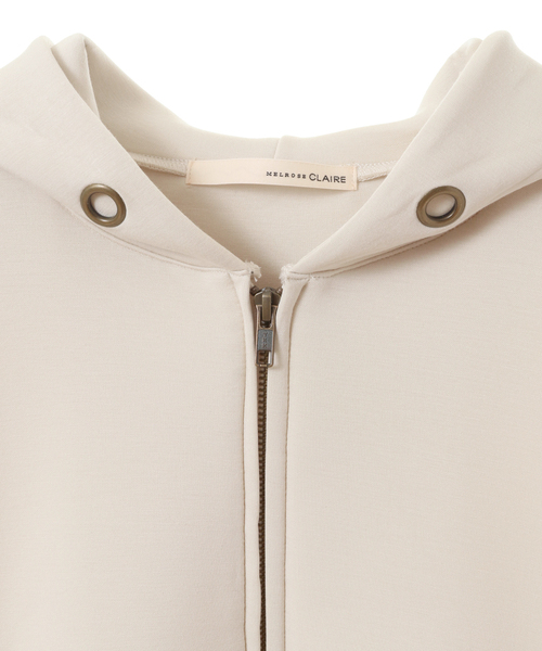 MELROSE claire(メルローズ クレール)の「【スッキリとスポーティーで上品な生地感☆大人っぽく落ち着きのあるパーカー♪】(パーカー・レディース・オフホワイト/ベージュ/ブラック・FREE)」の10枚目の写真