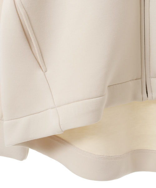 MELROSE claire(メルローズ クレール)の「【スッキリとスポーティーで上品な生地感☆大人っぽく落ち着きのあるパーカー♪】(パーカー・レディース・オフホワイト/ベージュ/ブラック・FREE)」の13枚目の写真