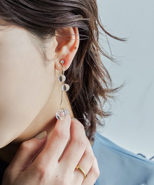 niana（ニアナ）の「大粒クリアパールドロップイヤリング（イヤリング・レディース・ゴールド/シルバー・FREE）」の3枚目の写真