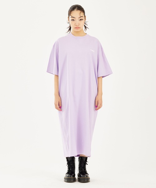 X-girl（エックスガール）の「VERTICAL WORD LOGO S/S TEE DRESS（ワンピース・レディース・ブラック/ライトパープル/オリーブ・S/M）」の15枚目の写真