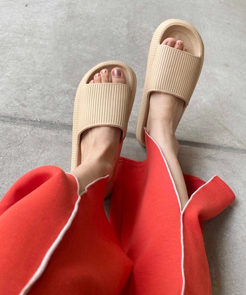 Casselini(キャセリーニ)の「Casselini(キャセリーニ)フォームサンダル(サンダル・レディース・ホワイト/ブラック/ベージュ/グリーン/ブルー/イエロー/ピンク/オレンジ・M)」の3枚目の写真