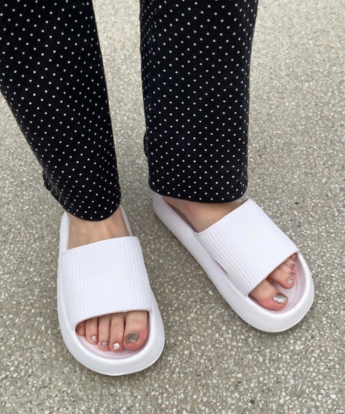 Casselini(キャセリーニ)の「Casselini(キャセリーニ)フォームサンダル(サンダル・レディース・ホワイト/ブラック/ベージュ/グリーン/ブルー/イエロー/ピンク/オレンジ・M)」の17枚目の写真