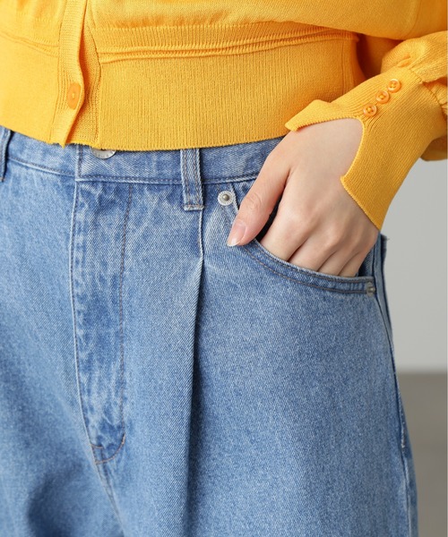 FREE'S MART(フリーズマート)の「【3サイズ展開XS-M】サイドカットタックワイドデニムパンツ【低身長サイズ有】(デニムパンツ・レディース・ブルー系その他2/ホワイト・MEDIUM/SMALL/X-SMALL)」の22枚目の写真
