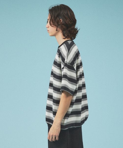 Revo.（レボ）の「マルチボーダースウェット半袖シャツ / 6分袖/ ユニセックス（Tシャツ/カットソー・メンズ・グリーン/ホワイト/ダークオレンジ・M/L）」の14枚目の写真