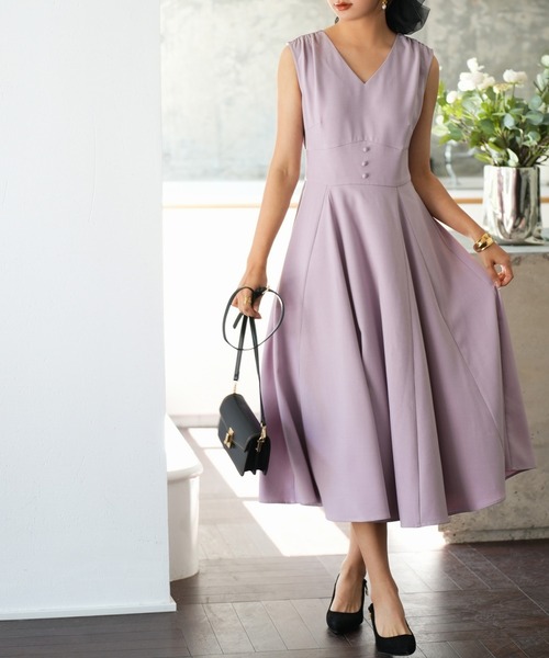 SAISON DE PAPILLON（セゾンドパピヨン）の「Vネックフレアロング丈ワンピース（ワンピース・レディース・ブルーグリーン/ブラック/ラベンダー/ピンク/ベージュ・S/L/M）」の18枚目の写真