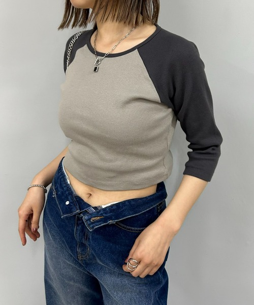 WHO'S WHO gallery（フーズフーギャラリー）の「バイカラーリブラグランT（Tシャツ/カットソー・レディース・アイボリー/ホワイト/ライトグレー・FREE）」の6枚目の写真