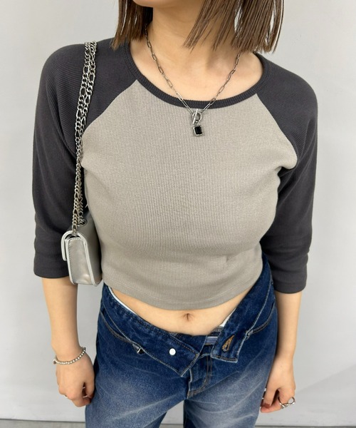 WHO'S WHO gallery（フーズフーギャラリー）の「バイカラーリブラグランT（Tシャツ/カットソー・レディース・アイボリー/ホワイト/ライトグレー・FREE）」の4枚目の写真