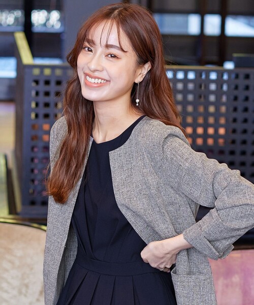 【新色追加・洗える】麻調薄地キーネックジャケット（ノーカラージャケット）｜Tiaclasse（ティアクラッセ）