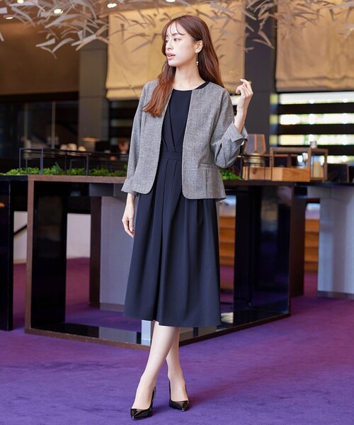 【新色追加・洗える】麻調薄地キーネックジャケット（ノーカラージャケット）｜Tiaclasse（ティアクラッセ）