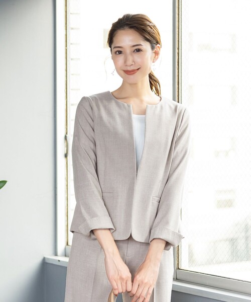 【新色追加・洗える】麻調薄地キーネックジャケット（ノーカラージャケット）｜Tiaclasse（ティアクラッセ）