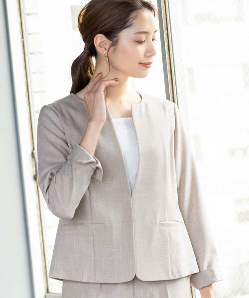 【新色追加・洗える】麻調薄地キーネックジャケット（ノーカラージャケット）｜Tiaclasse（ティアクラッセ）